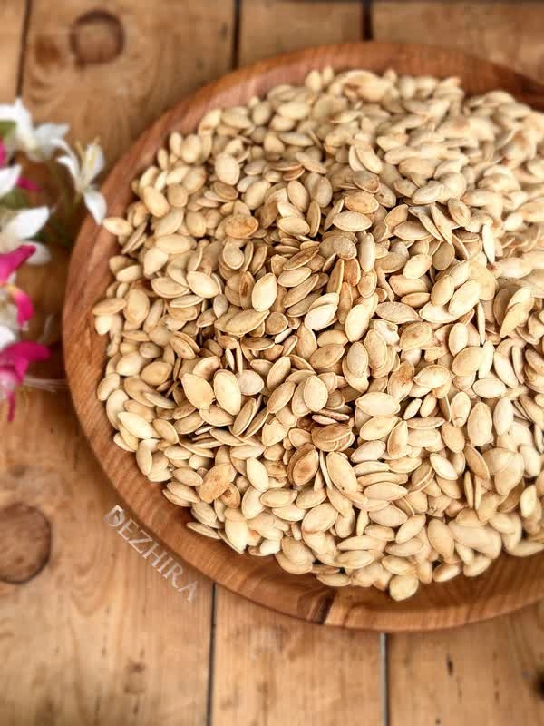 تخم کدو برشته