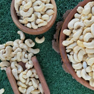 بادام هندی خام